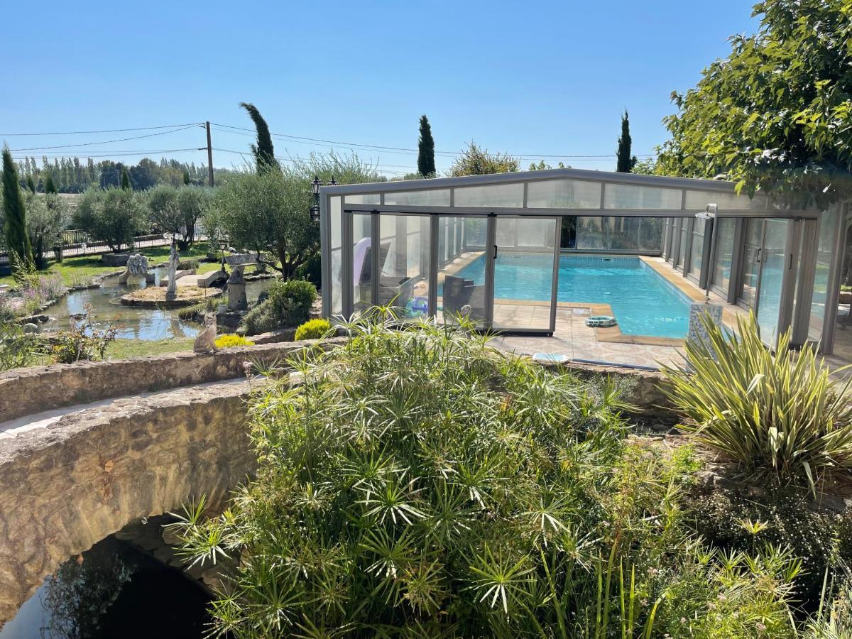 Studio Les Petits Lutins Entraigues-sur-la-Sorgue Exterior foto
