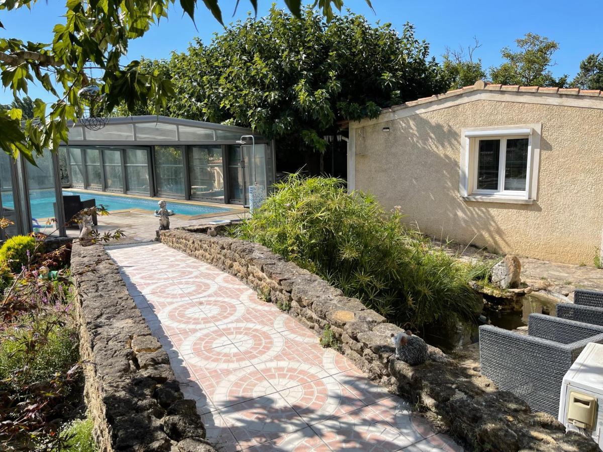 Studio Les Petits Lutins Entraigues-sur-la-Sorgue Exterior foto